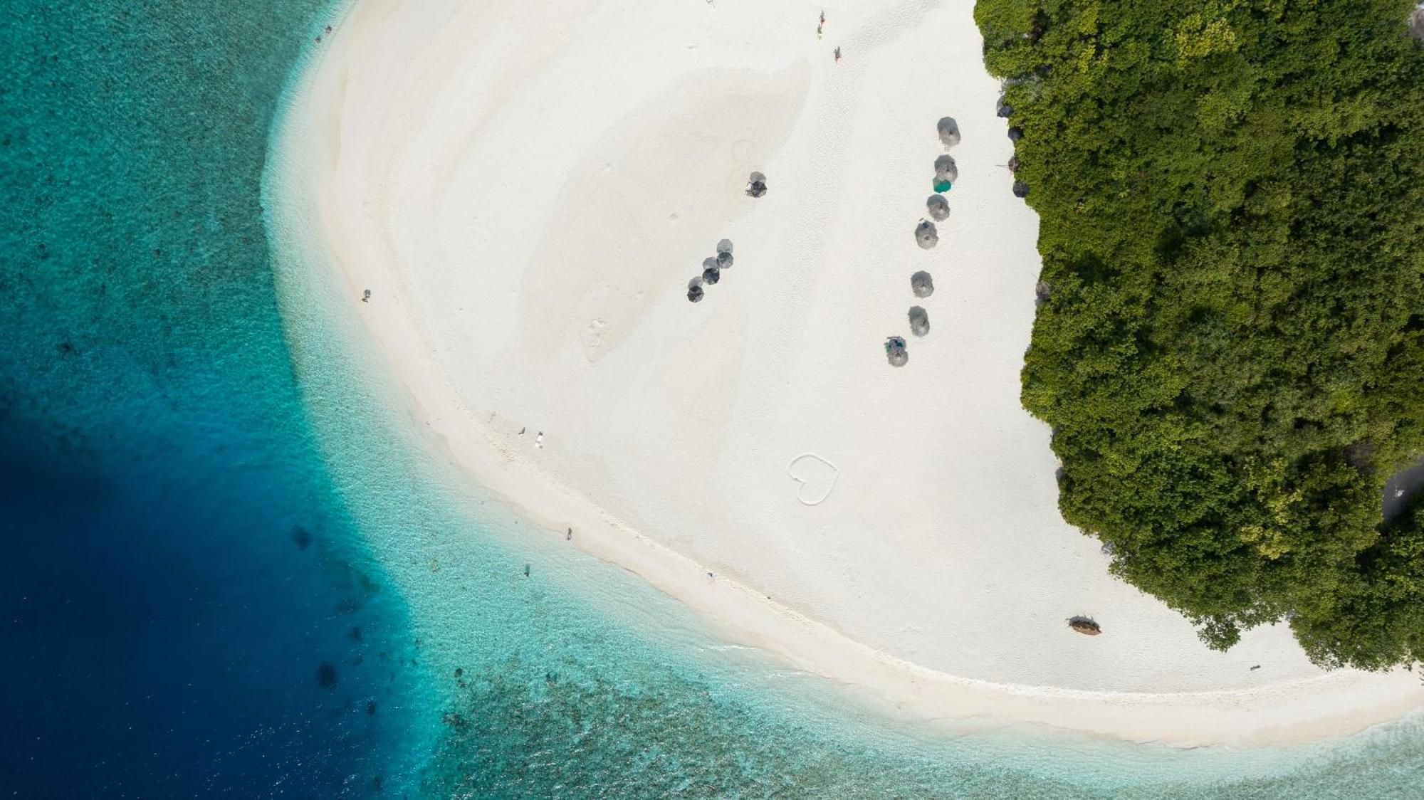 Ostrov Beach Ukulhas Extérieur photo